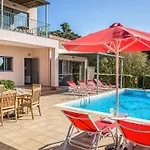 Villa Costa Mounda *